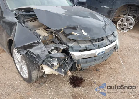 2011 Ford Fusion Sel z USA, uszkodzony, nr VIN 3FAHP0JG1BR200937